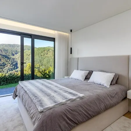 בית נופש Geres Paradise: Waterfall View Louredo (Braga)