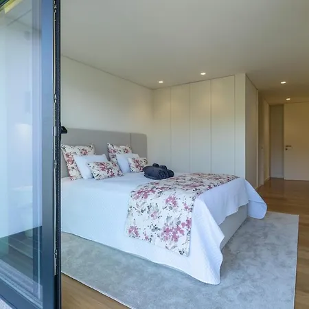 Geres Paradise: Waterfall View Feriehus Louredo (Braga)